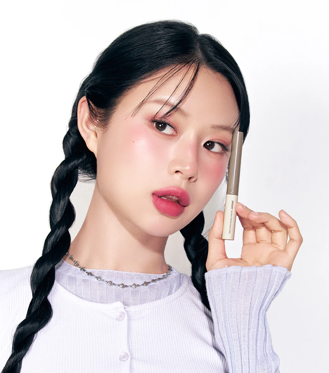 PERIPERA Speedy Skinny Brow Mascara 3g – Máscara de Cejas con Color y Polvo Fino Difuminador - Image 6